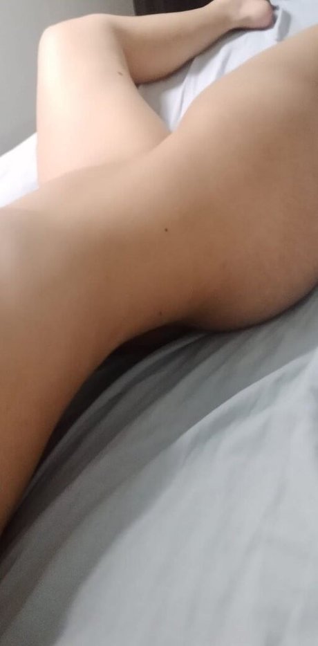 Nacktes geleaktes OnlyFans-Foto von Ysseneg