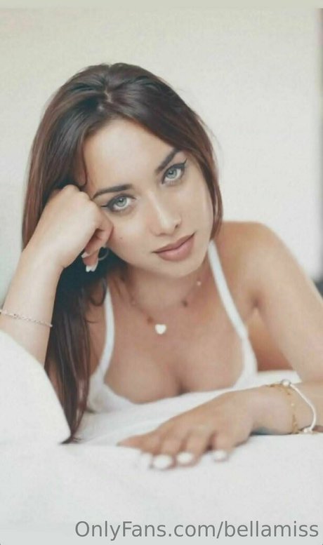 Nacktes geleaktes OnlyFans-Foto von Bellarossi21