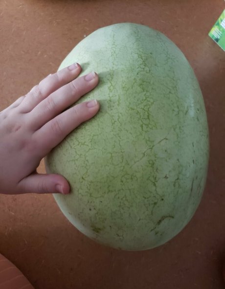 Nacktes geleaktes OnlyFans-Foto von Veronikaplants