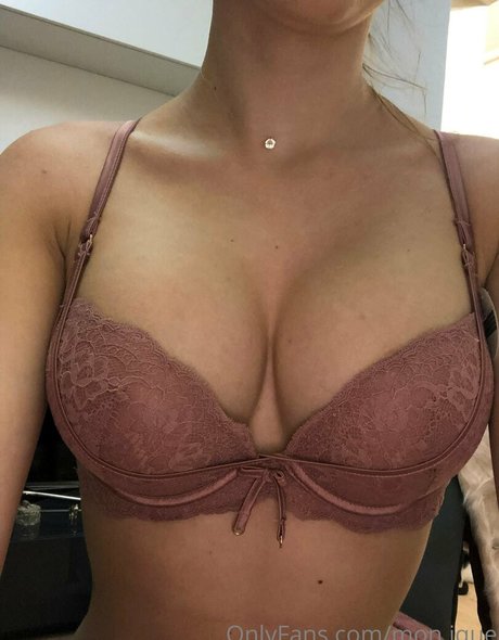 Nacktes geleaktes OnlyFans-Foto von Monique