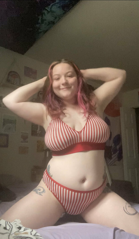 Nacktes geleaktes OnlyFans-Foto von Lildeviant420