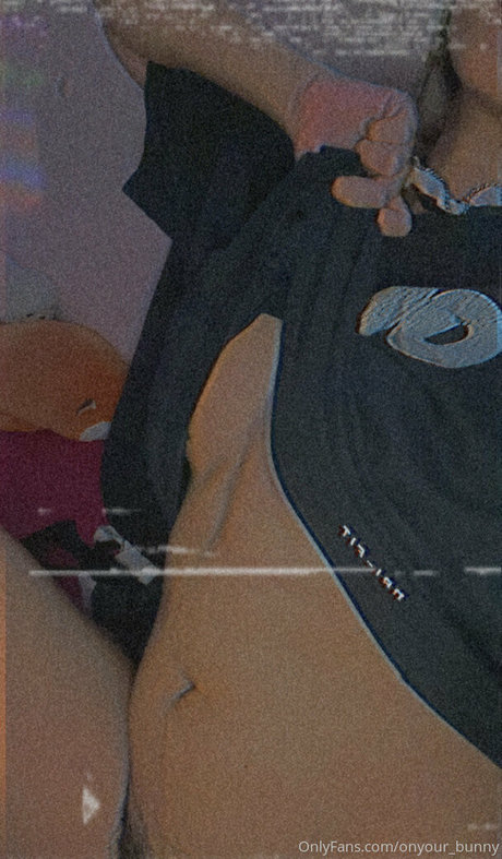 Nacktes geleaktes OnlyFans-Foto von Onyourbunny