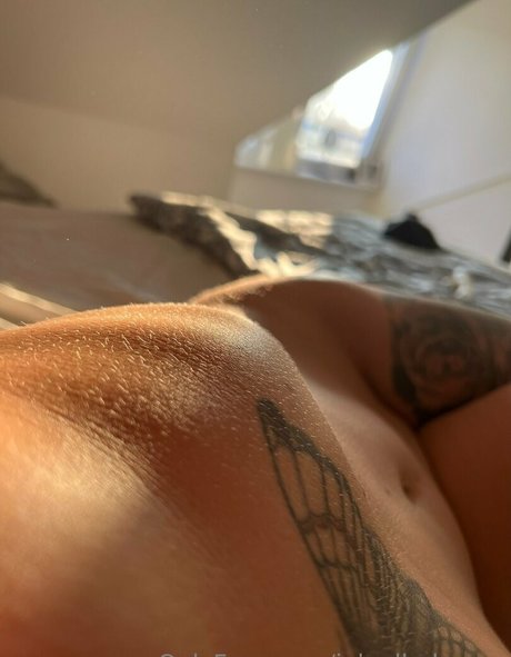 Nacktes geleaktes OnlyFans-Foto von Inkedbabeeva
