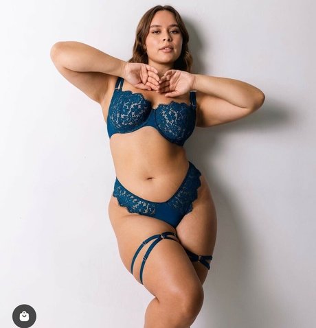Nacktes geleaktes OnlyFans-Foto von Veneziacruz