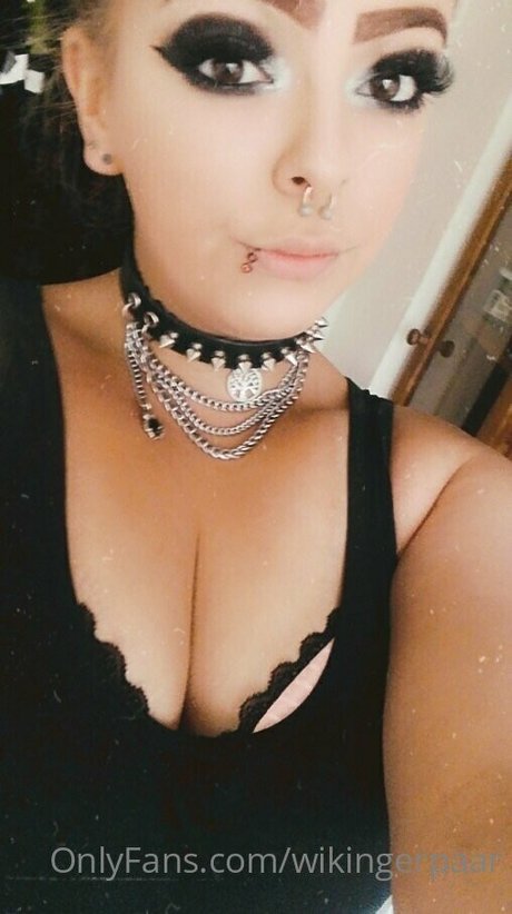 Nacktes geleaktes OnlyFans-Foto von Wikingerpaar