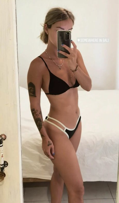 Nacktes geleaktes OnlyFans-Foto von Saremm