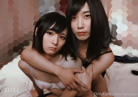 Nacktes geleaktes OnlyFans-Foto von Opoppo