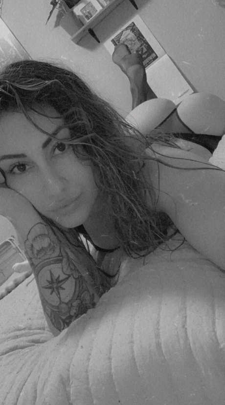 Nacktes geleaktes OnlyFans-Foto von Haley Lorenz