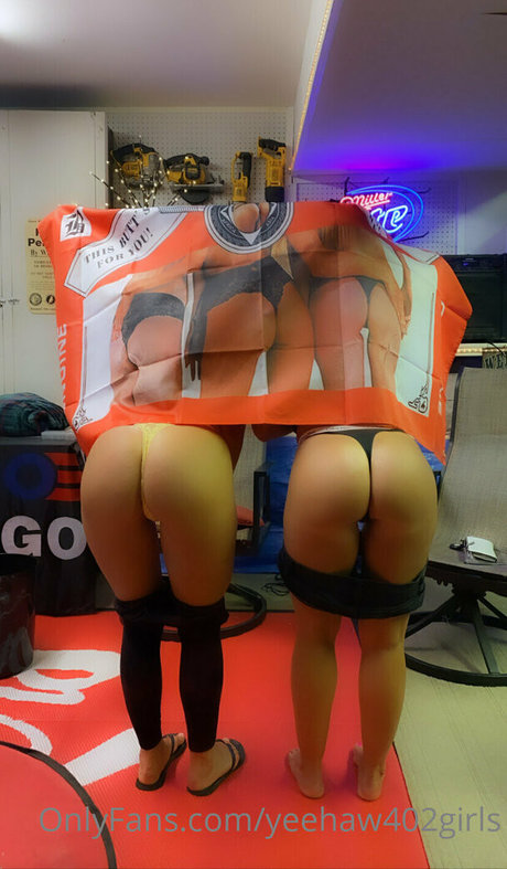 Nacktes geleaktes OnlyFans-Foto von Yeehaw402girls