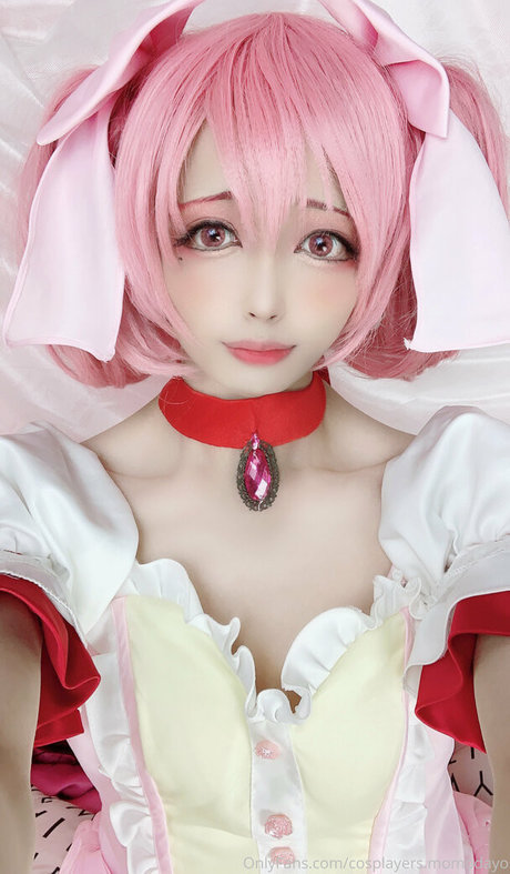 Nacktes geleaktes OnlyFans-Foto von Cosplayersmomodayo