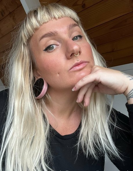 Nacktes geleaktes OnlyFans-Foto von Bonnielady