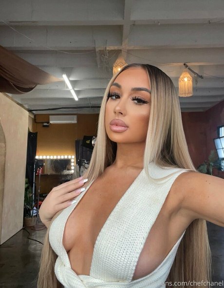 Nacktes geleaktes OnlyFans-Foto von Chefchanel