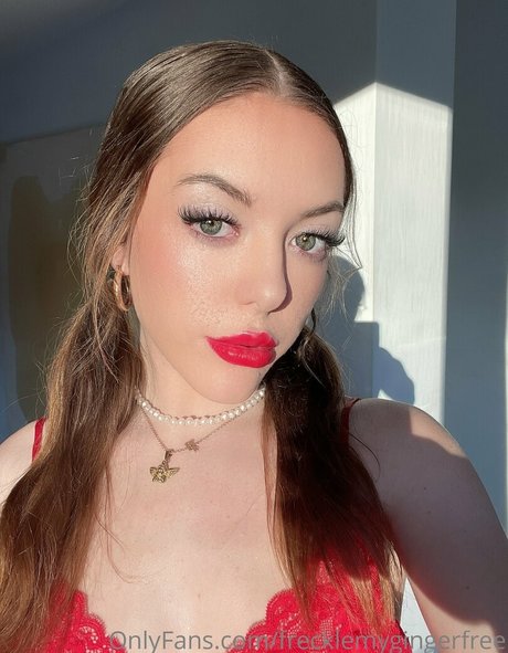 Nacktes geleaktes OnlyFans-Foto von Gingerfrecklesfree