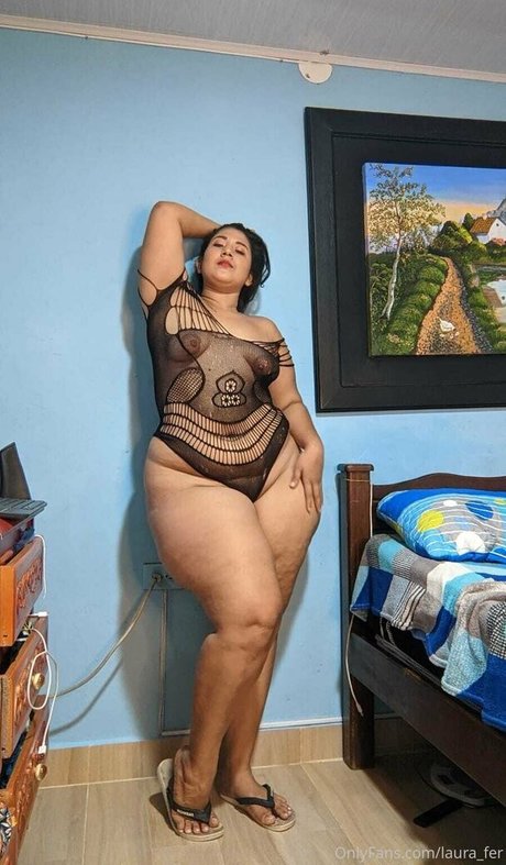 Nacktes geleaktes OnlyFans-Foto von Laurafer