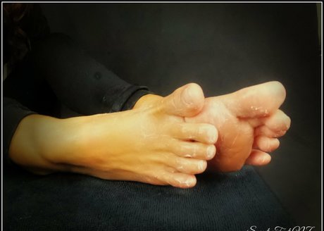Nacktes geleaktes OnlyFans-Foto von Sweetfeetnz