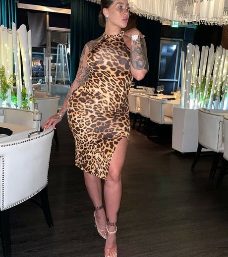 Nacktes geleaktes OnlyFans-Foto von Megan Denise