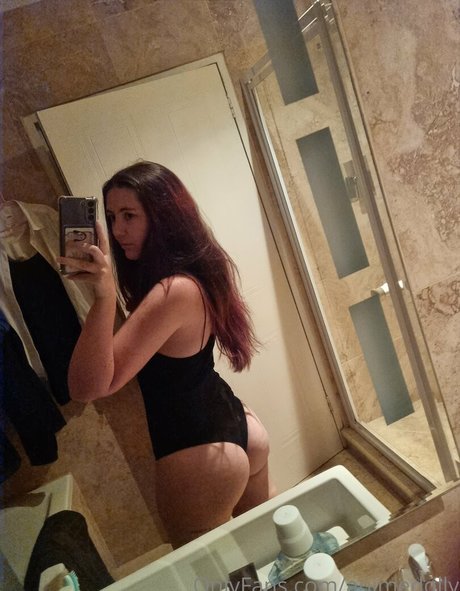 Nacktes geleaktes OnlyFans-Foto von Animedolly