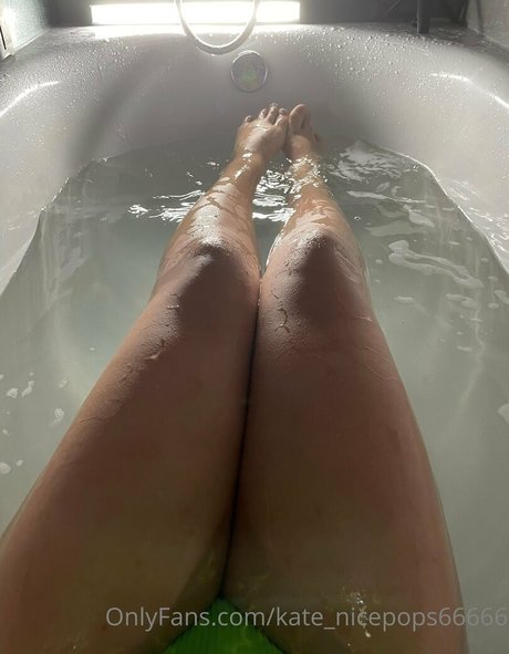 Nacktes geleaktes OnlyFans-Foto von Katenicepops66666