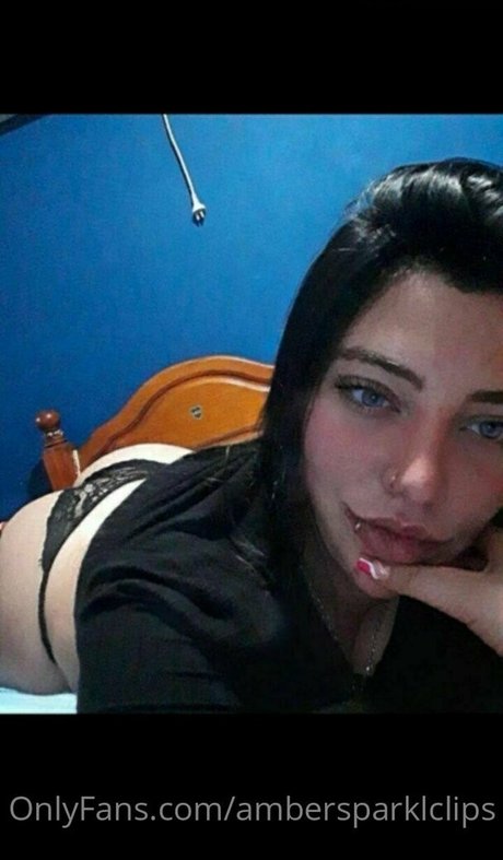 Nacktes geleaktes OnlyFans-Foto von Ambersparklclips