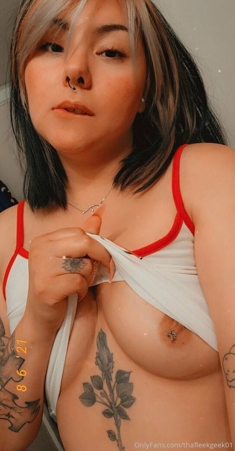 Nacktes geleaktes OnlyFans-Foto von Thafleekgeek01