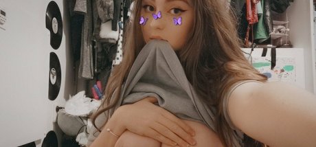 Nacktes geleaktes OnlyFans-Foto von Sweetascandyvip