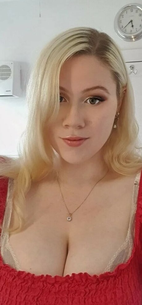Nacktes geleaktes OnlyFans-Foto von Littlekitten5
