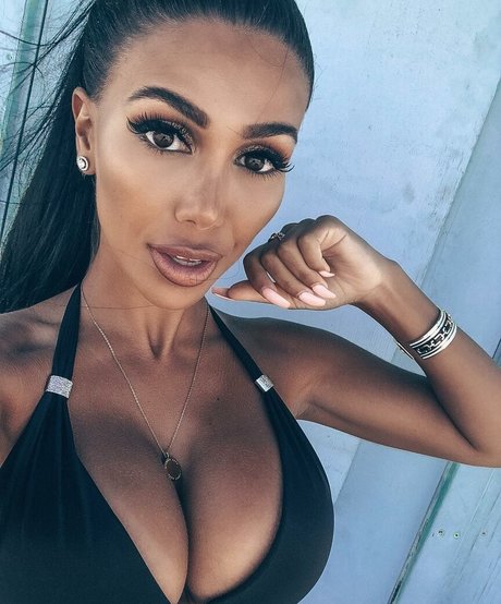 Nacktes geleaktes OnlyFans-Foto von Isabel Raad