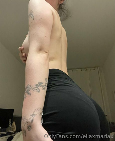 Nacktes geleaktes OnlyFans-Foto von Ella Maria