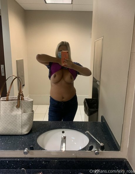 Lexy_rose