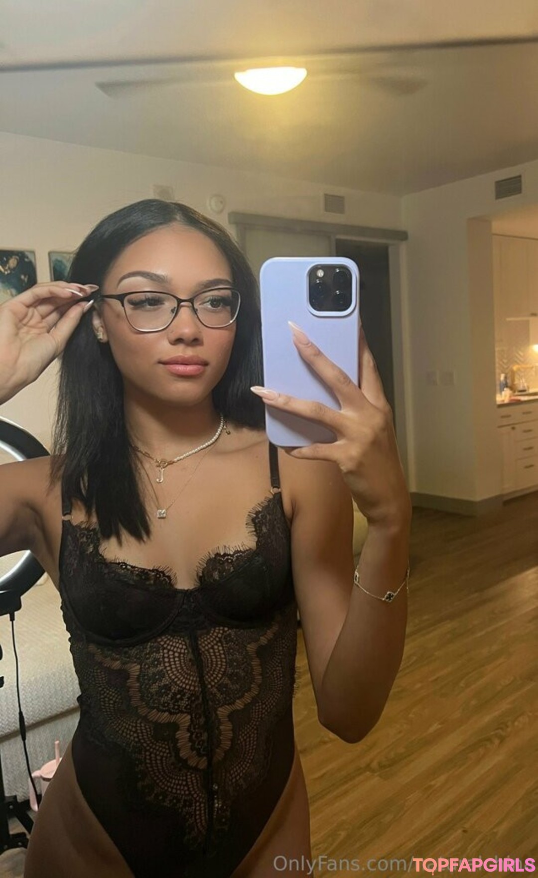 Nacktes geleaktes OnlyFans-Foto von Bubble Booty #1454