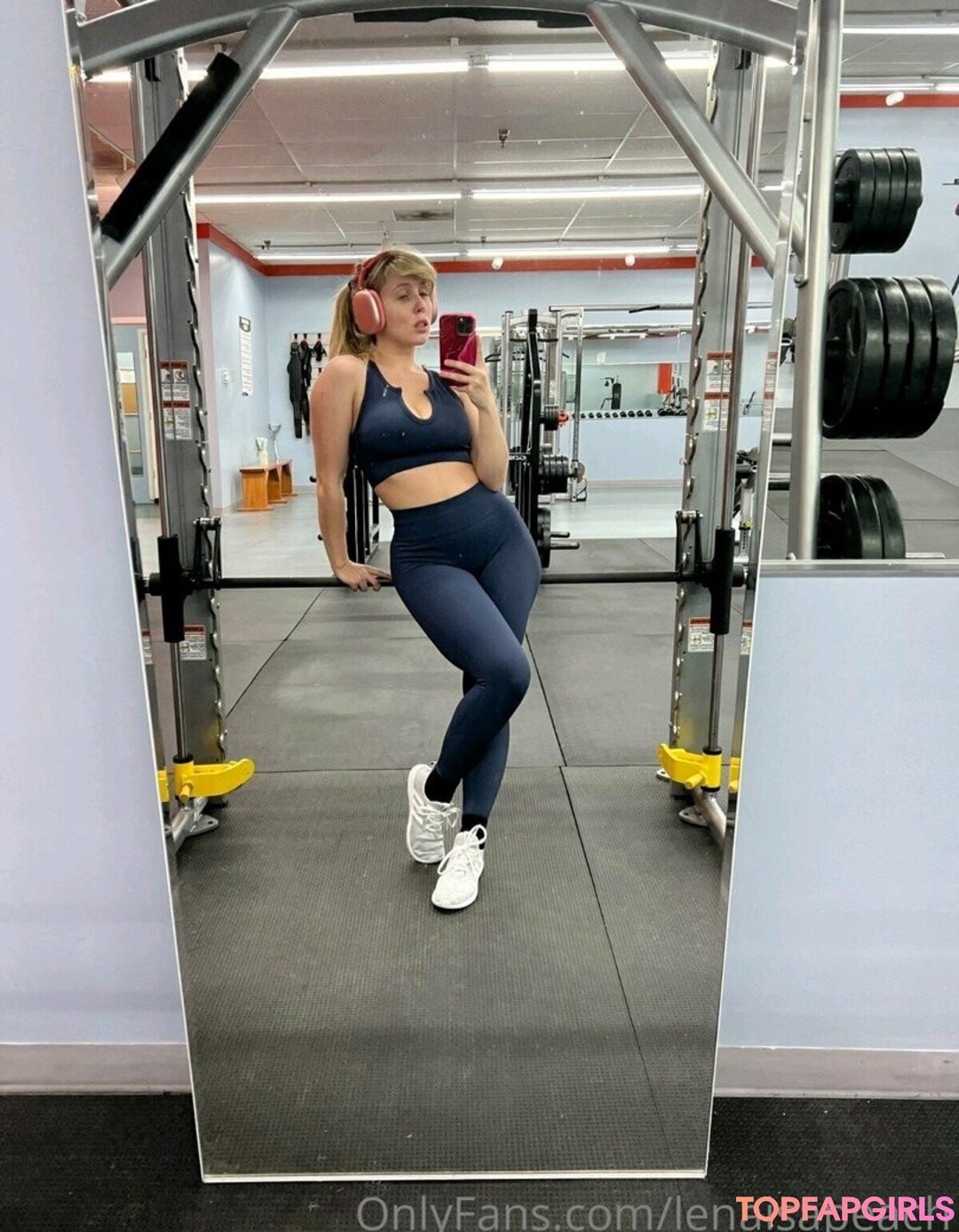 Nacktes geleaktes OnlyFans-Foto von Lena Paul #1006