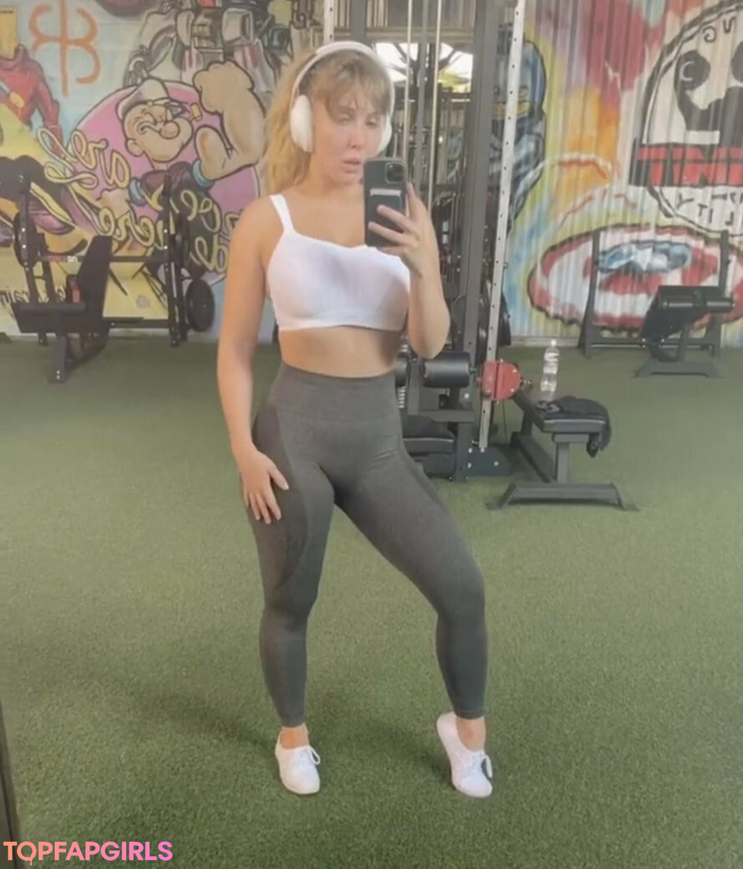Nacktes geleaktes OnlyFans-Foto von Lena Paul #1194