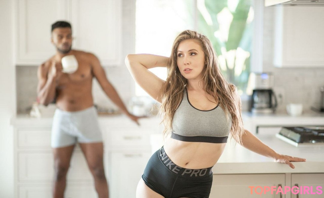 Nacktes geleaktes OnlyFans-Foto von Lena Paul #1833