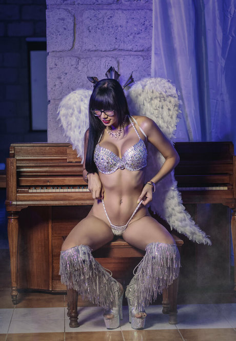 Mia Marin