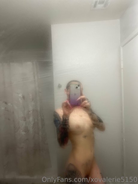 Nacktes geleaktes OnlyFans-Foto von Xovalerie
