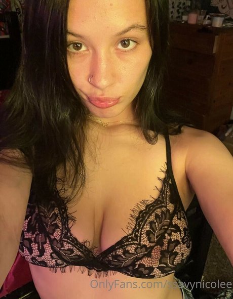 Nacktes geleaktes OnlyFans-Foto von Savannah Saylor
