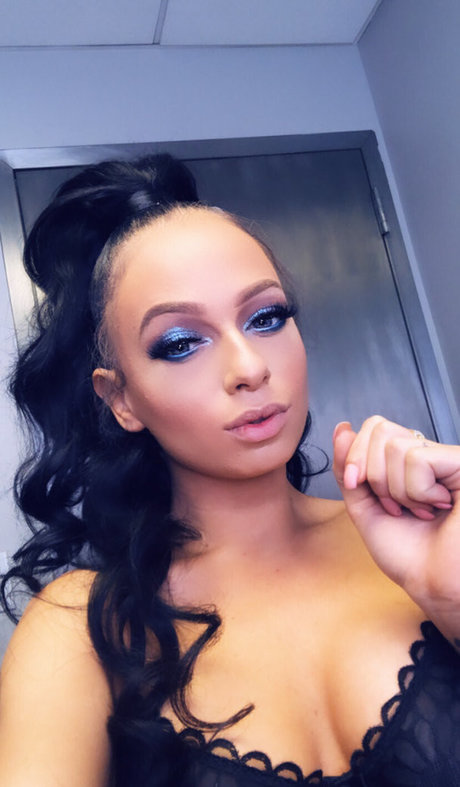 Nacktes geleaktes OnlyFans-Foto von Mariahlynn