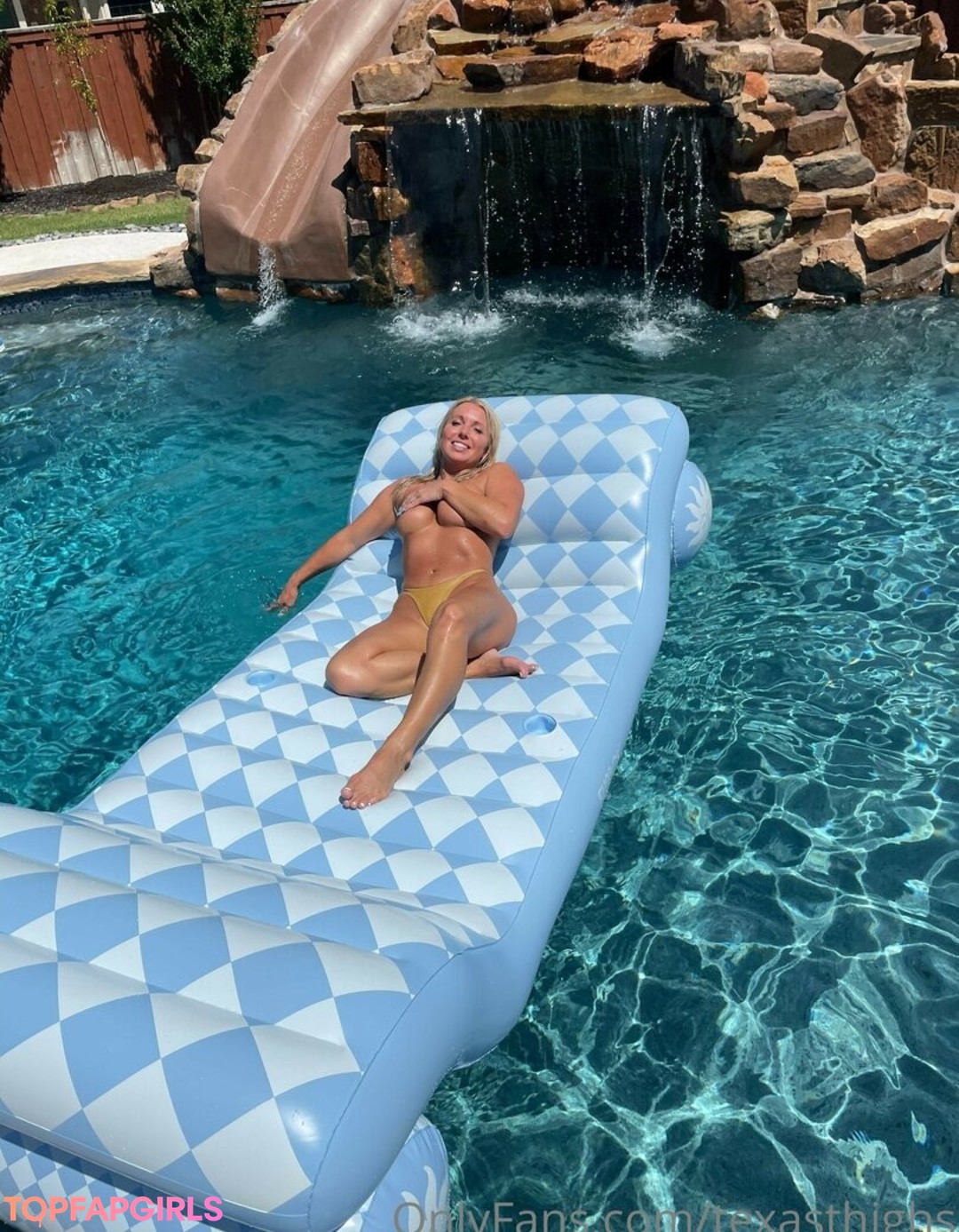 Nacktes geleaktes OnlyFans-Foto von Texasthighs #1879
