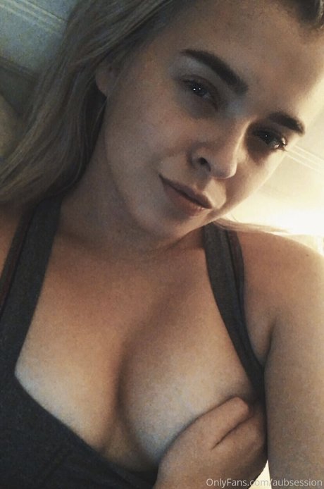 Nacktes geleaktes OnlyFans-Foto von Aubsession