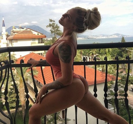 Nacktes geleaktes OnlyFans-Foto von Natasha Thomsen