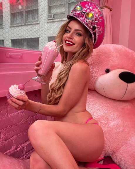 Nacktes geleaktes OnlyFans-Foto von Cody Renee Cameron