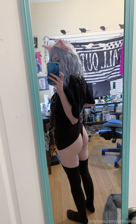 Nacktes geleaktes OnlyFans-Foto von Gathealien