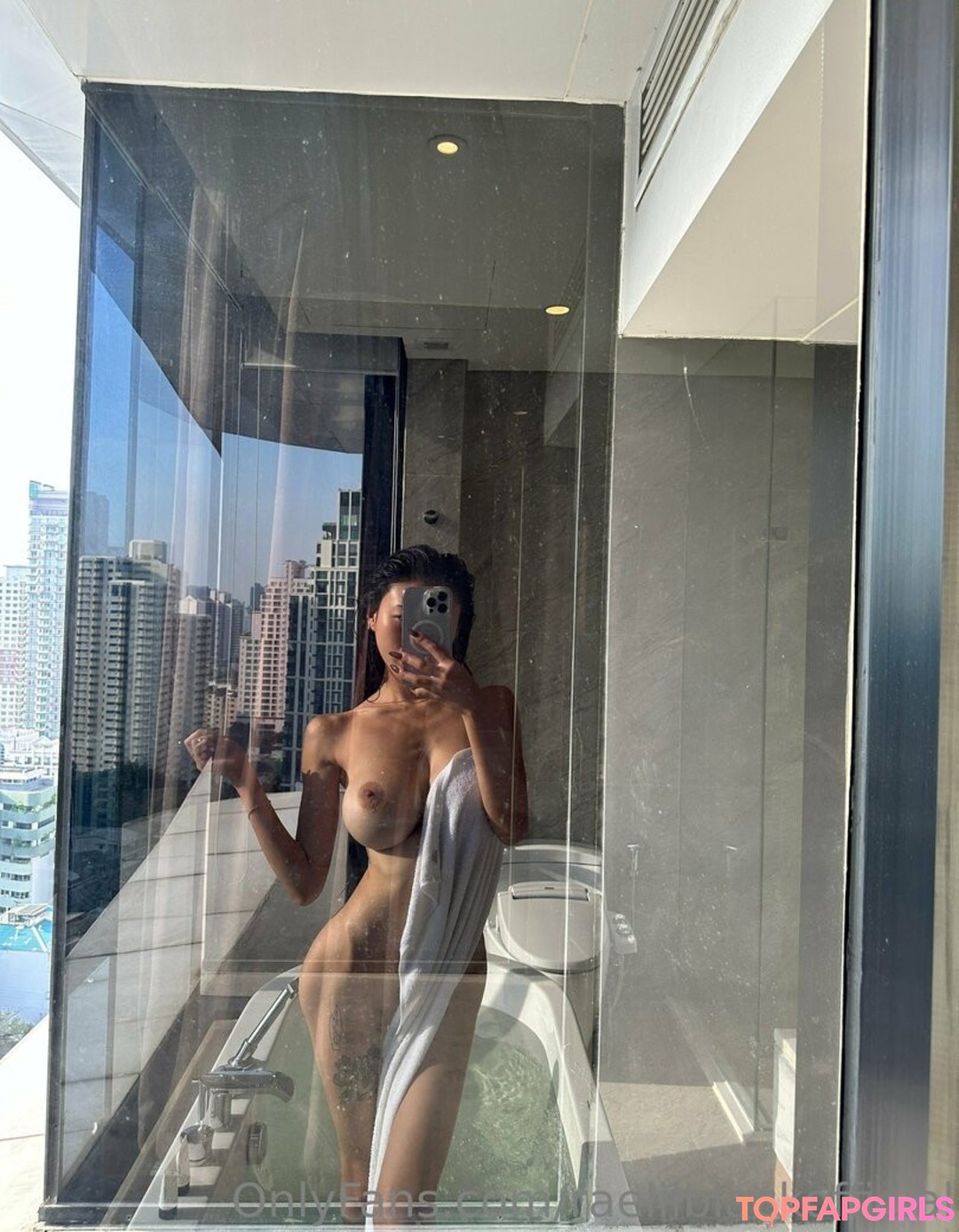 Nacktes geleaktes OnlyFans-Foto von Raelilblack #1454