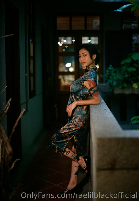 RaeLilBlack