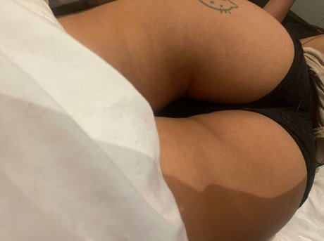 Nacktes geleaktes OnlyFans-Foto von Sgirlmonaa