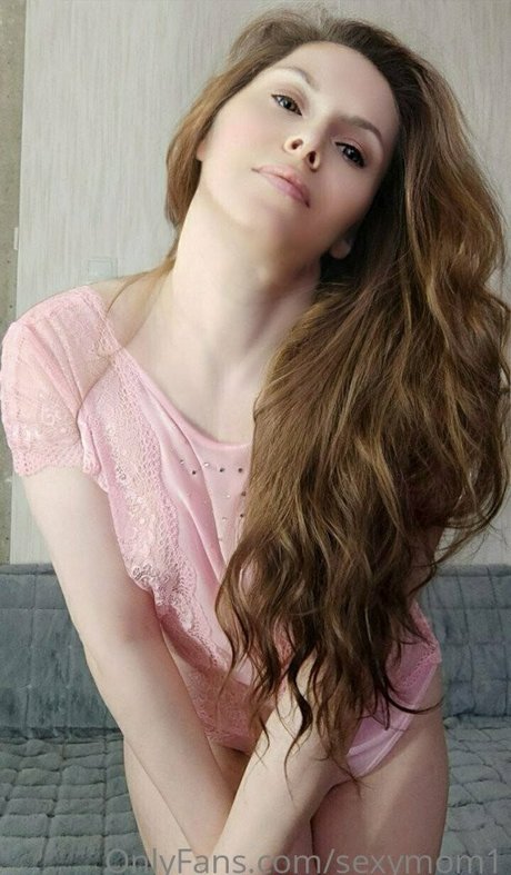 Nacktes geleaktes OnlyFans-Foto von Sexy Mom