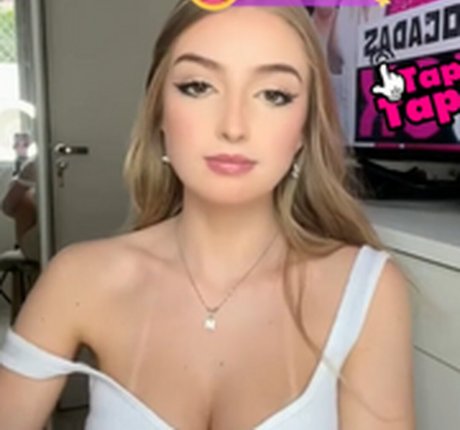 Nacktes geleaktes OnlyFans-Foto von Milenaagoms
