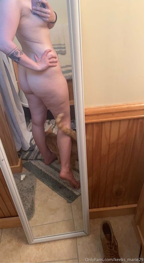 Nacktes geleaktes OnlyFans-Foto von Keeksmarie29