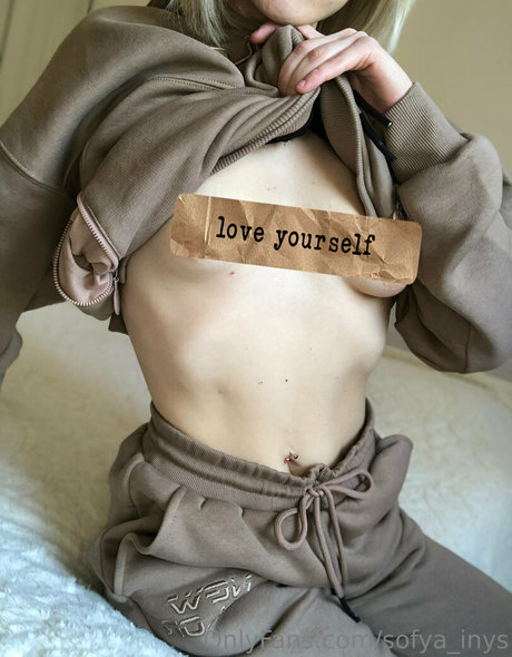 Nacktes geleaktes OnlyFans-Foto von Sofyainys