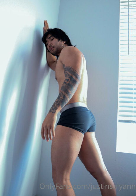 Nacktes geleaktes OnlyFans-Foto von Justinsaiyann